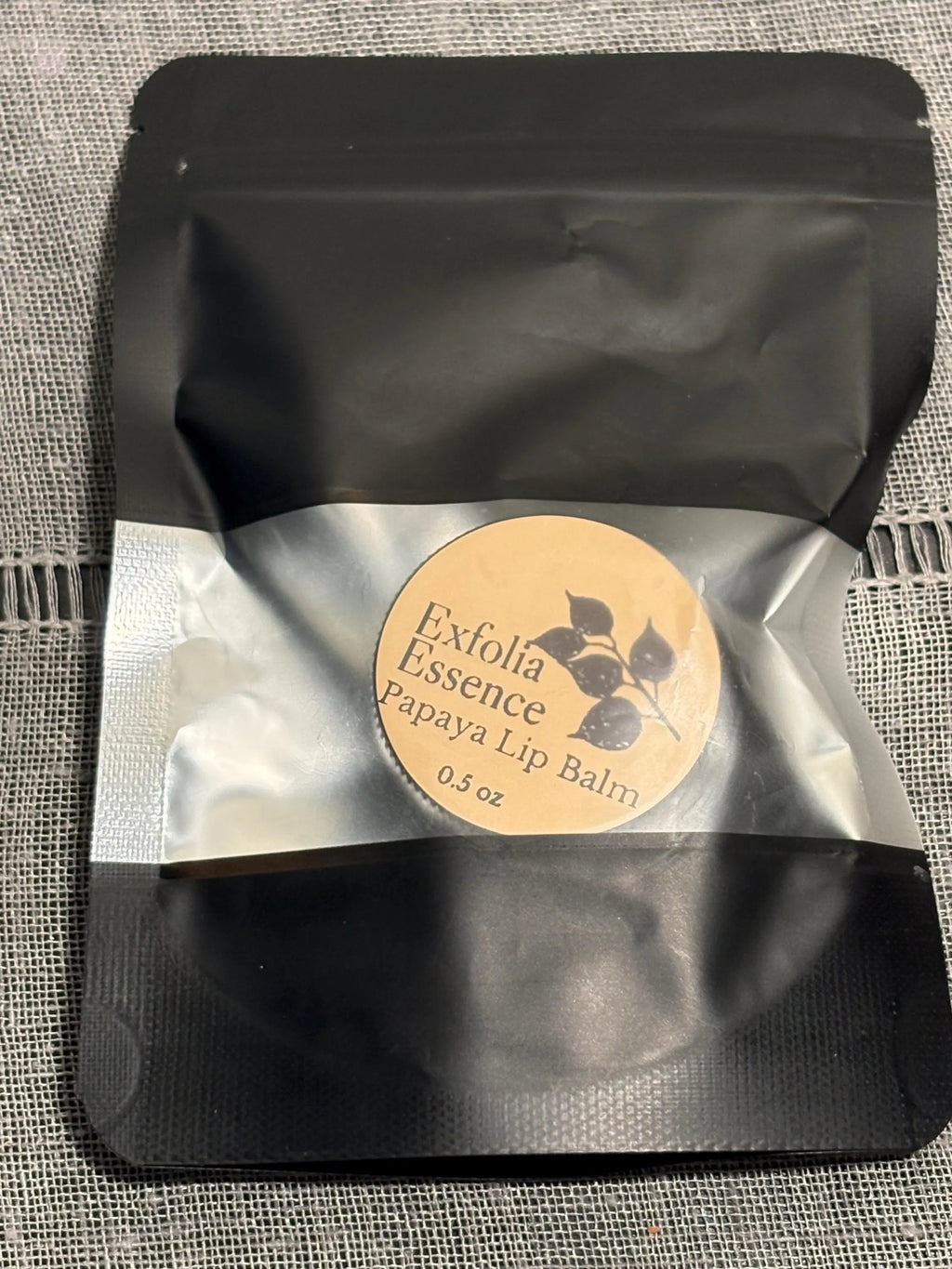 Luscious Lips Natural Moisturizing Lip Balm with SPF
